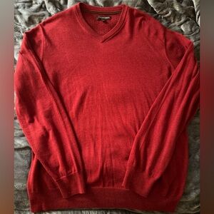 Johnston & Murphy V-Neck Sweater in Rich Red